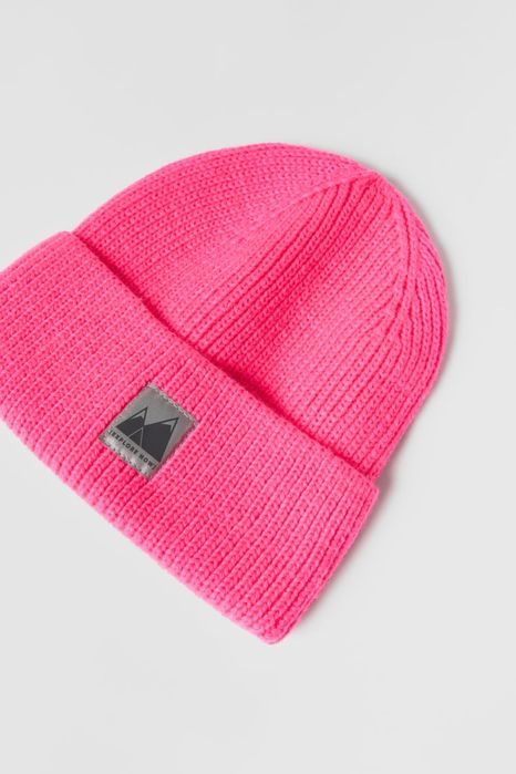 Нова тепла шапка Zara