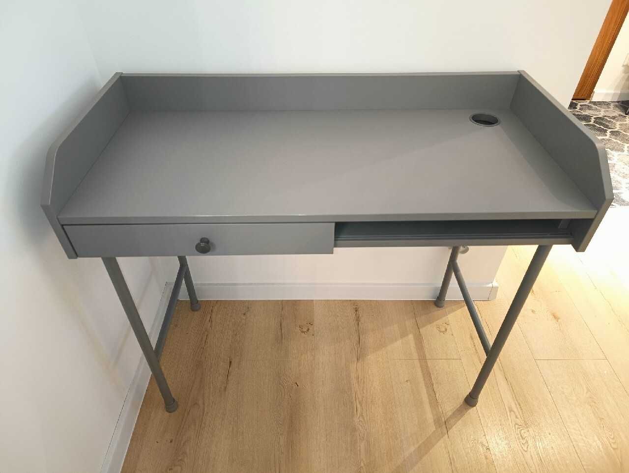 Biurko Ikea Hauga 100x45cm szkolne dla dziecka dzieci regulowane BDB