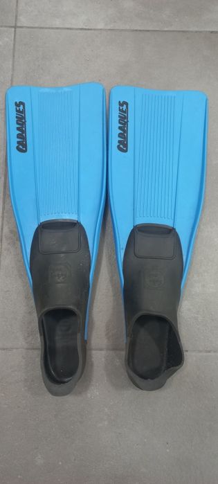 Barbatanas - tamanho XS