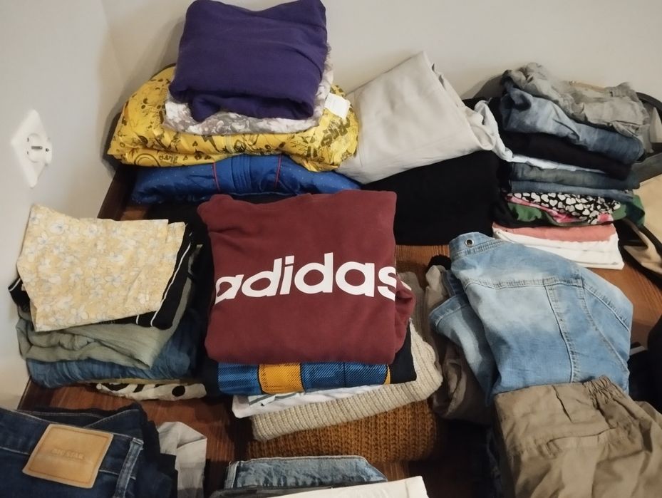 Pakiet odzieży damskiej większość markowa