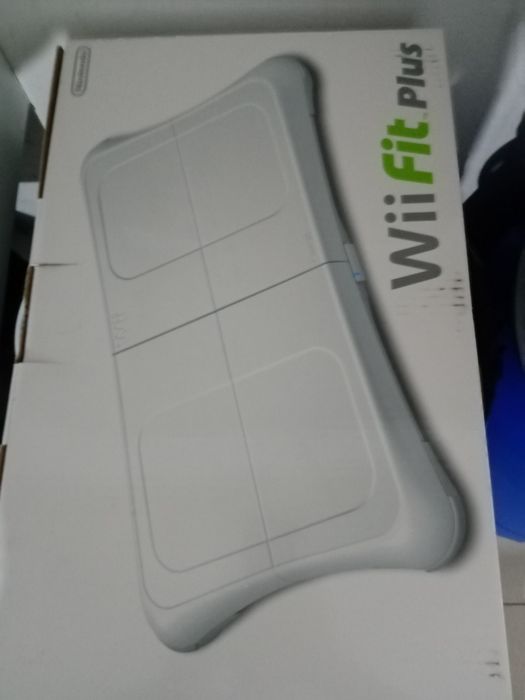Nintendo WiFit plus
