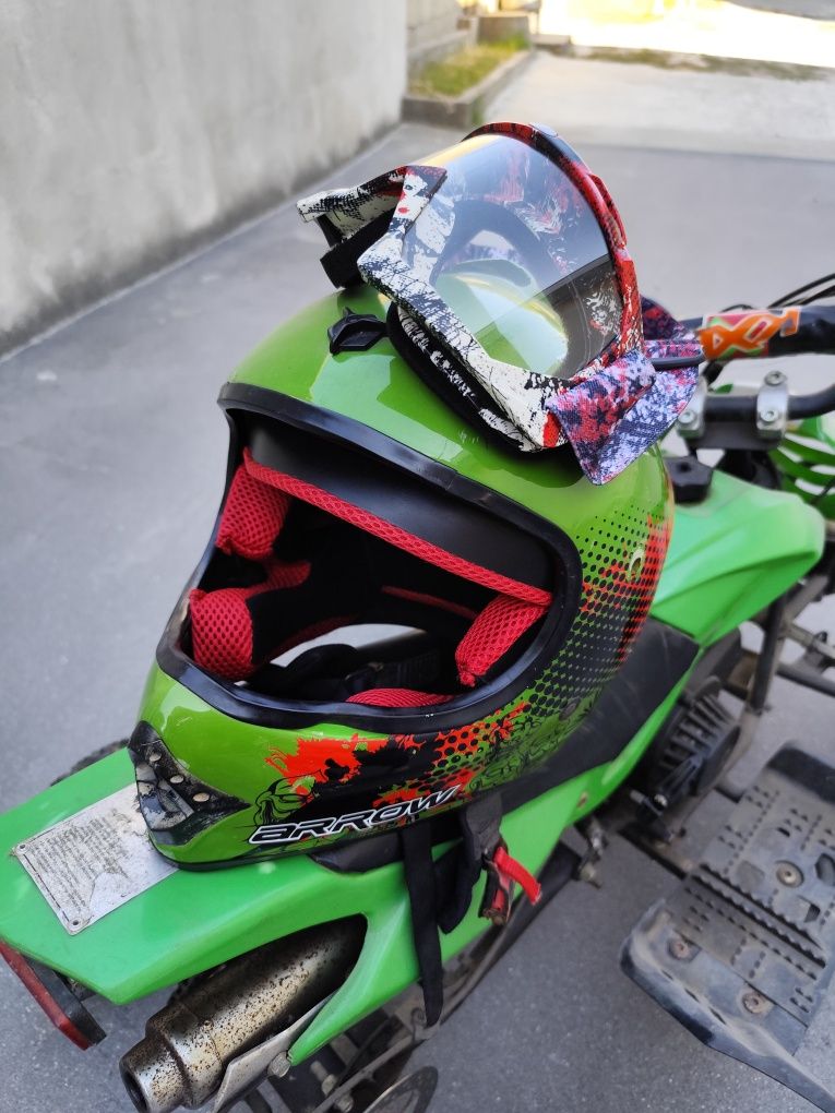 Moto 4 criança gasolina