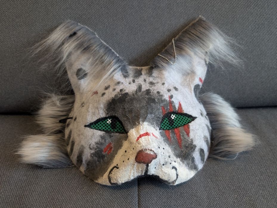 Maska Teherian szary kot