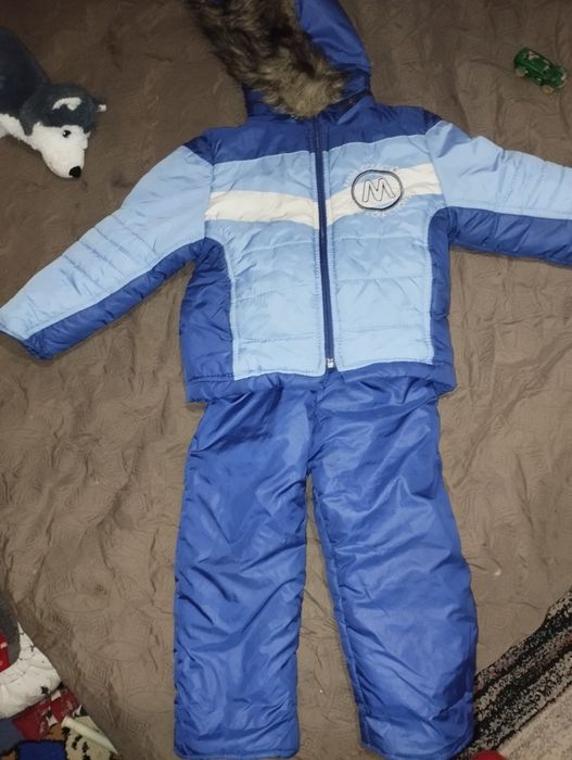 Зимовий комбінезон