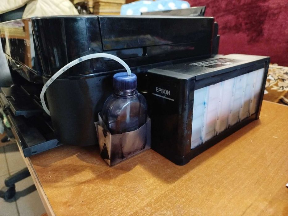 Продаю МФУ Epson L850