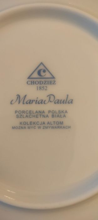 Bulionówki Chodzież ze spodkami 6 osób porcelana Maria Paula.