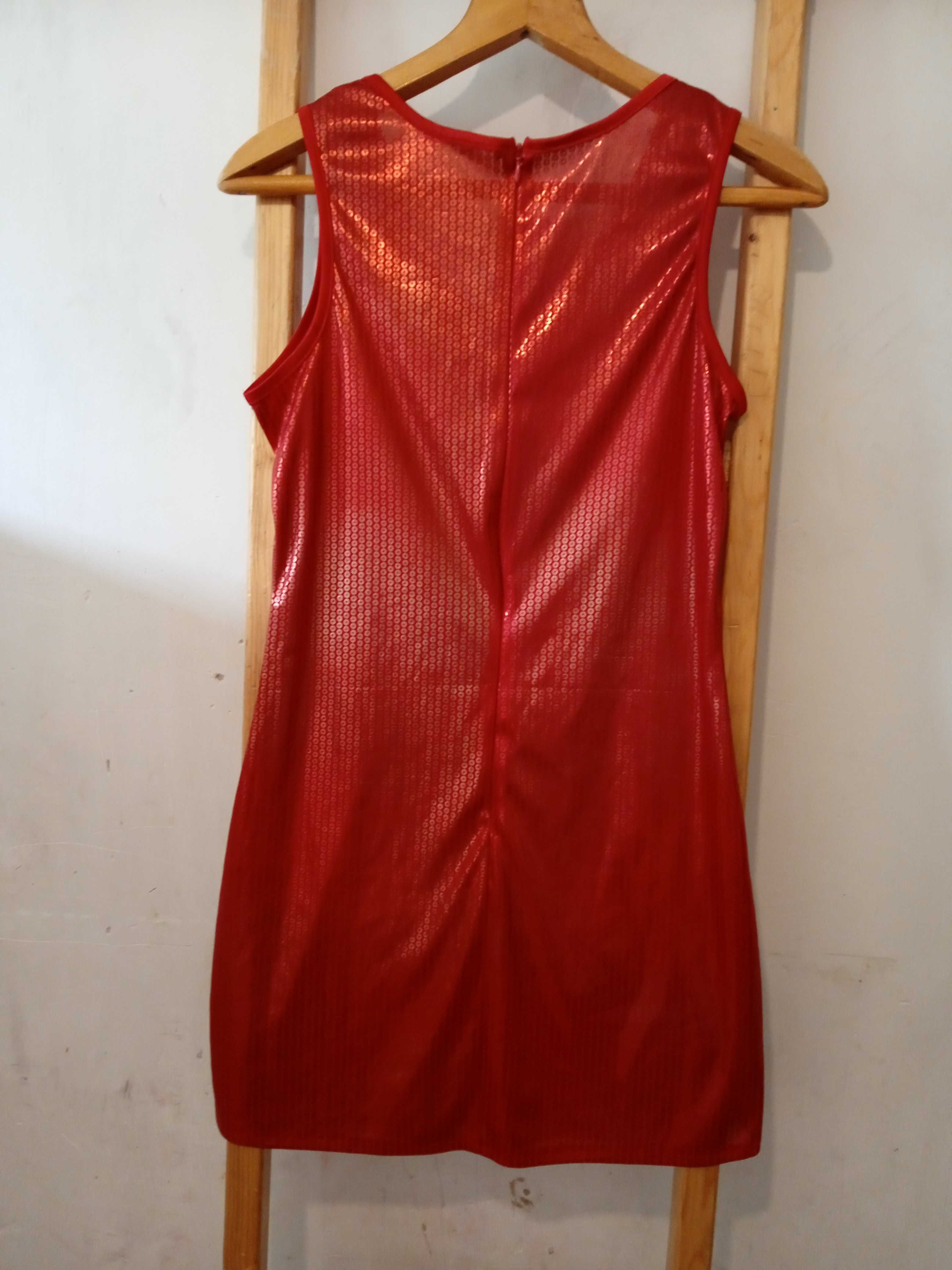 Червона сукня 46,48 размір