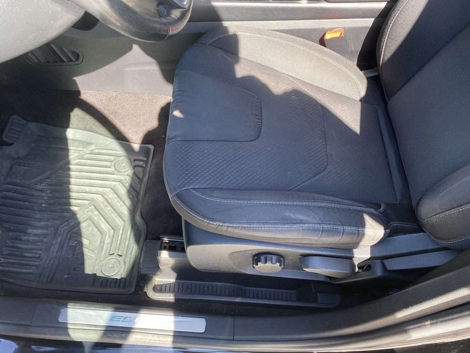 Ford edge , kuga