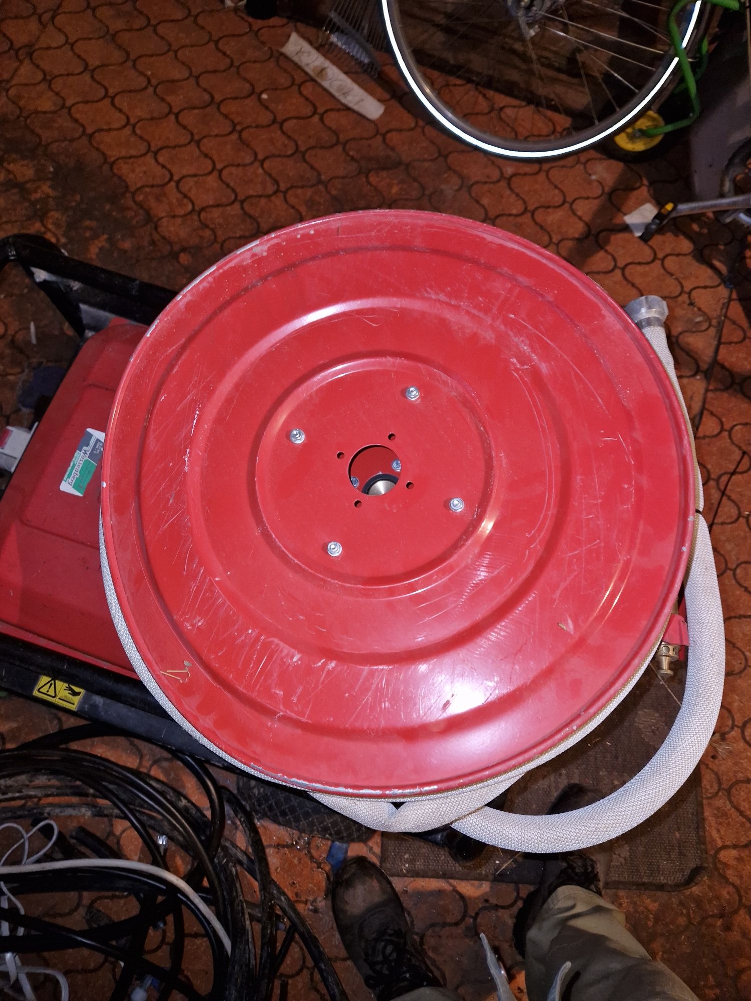 Hydrant wewnetrzny waz posiadam 1 szt.