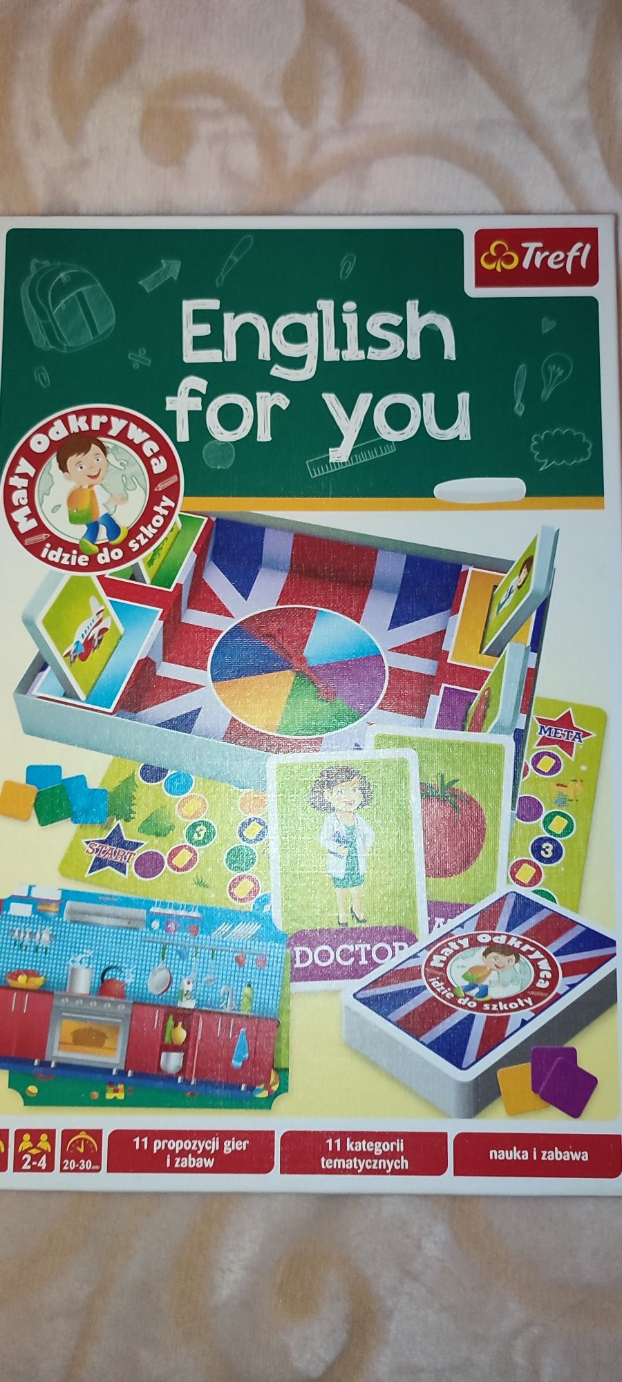 English for you Trefl Mały odkrywca idzie do szkoły