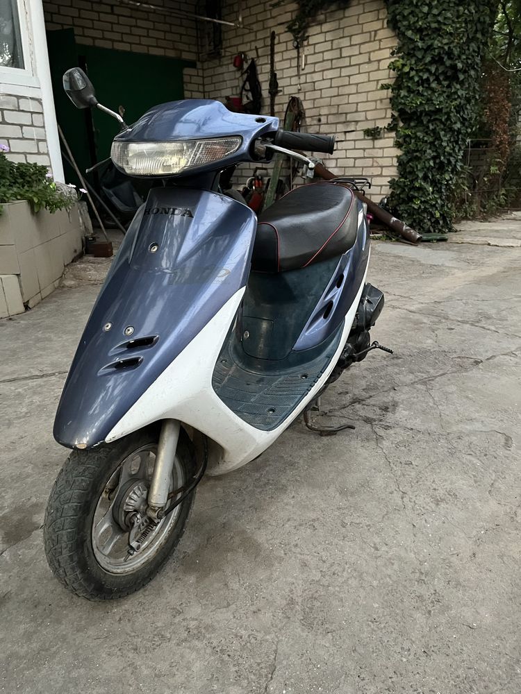 Продам Хонду дио 27