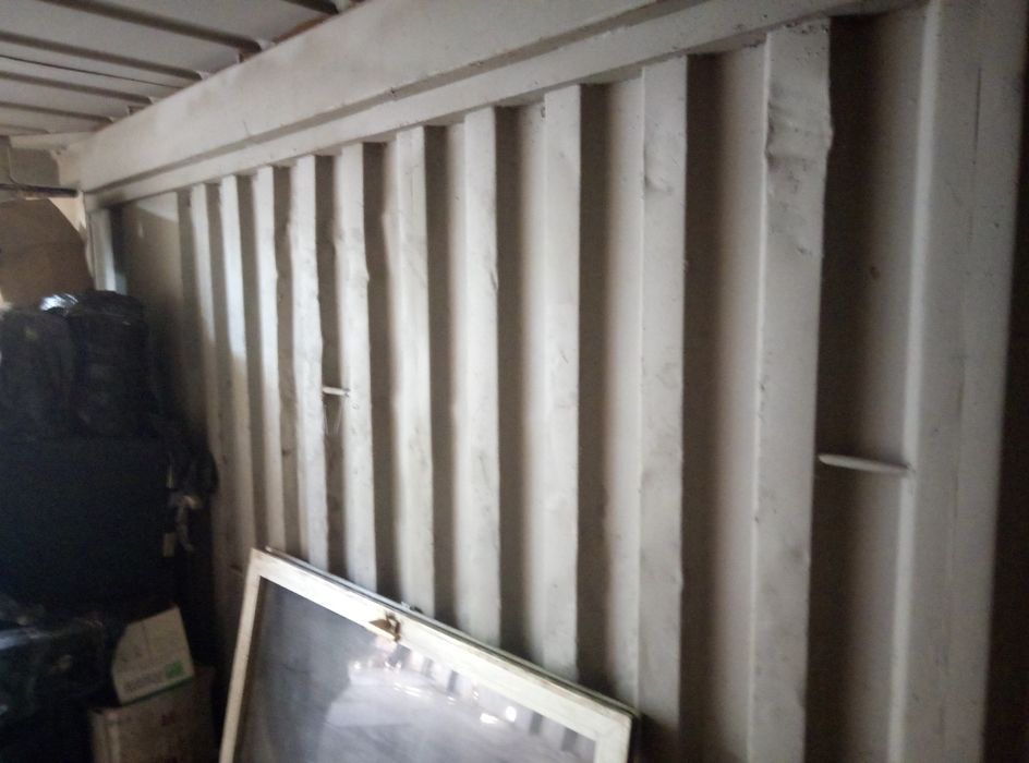 Контейнер не стандартный 20ф под зерно или на причал шириной 2и