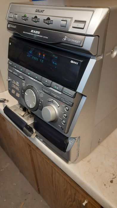 Supermocna wieża Sony HCD-RXD5