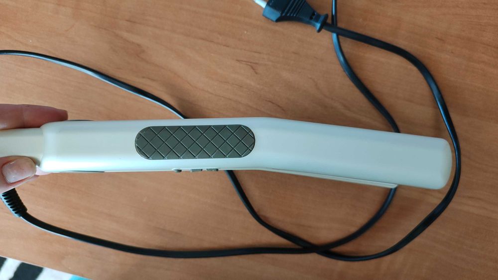 Prostownica do włosów Camry