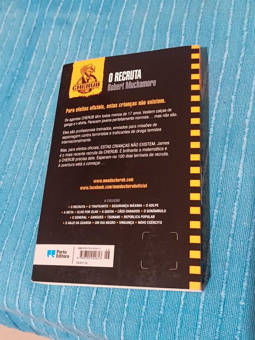 Livro "O RECRUTA" de Robert Muchamore