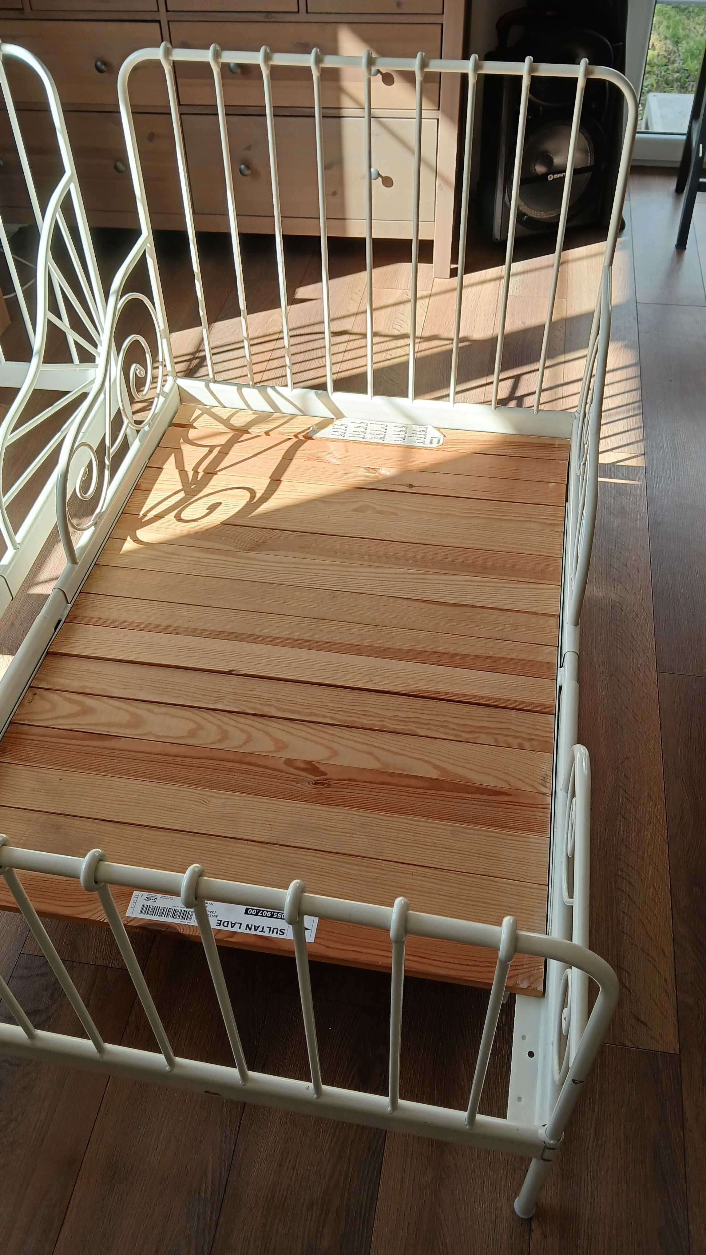 Łóżko ikea rosnace biale