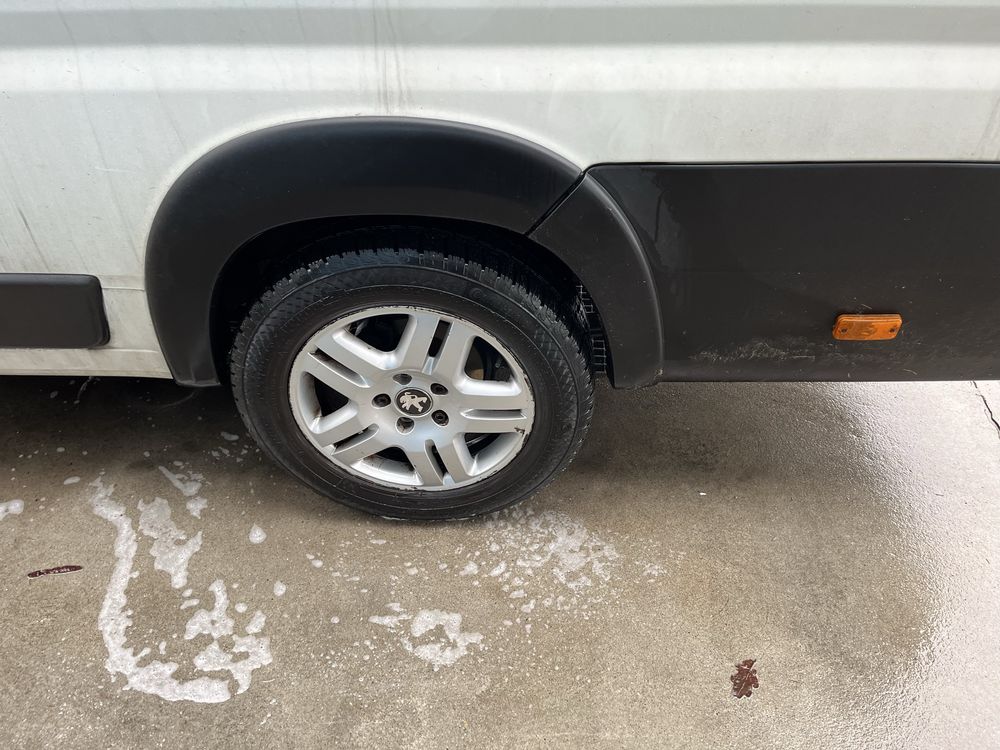 Koła 5x130 255/55/18 120 R CP continental vancontact camper