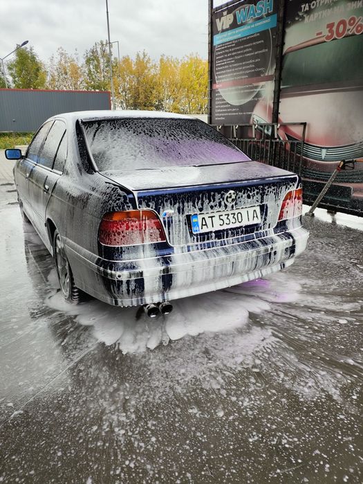 В продажі BMW е39