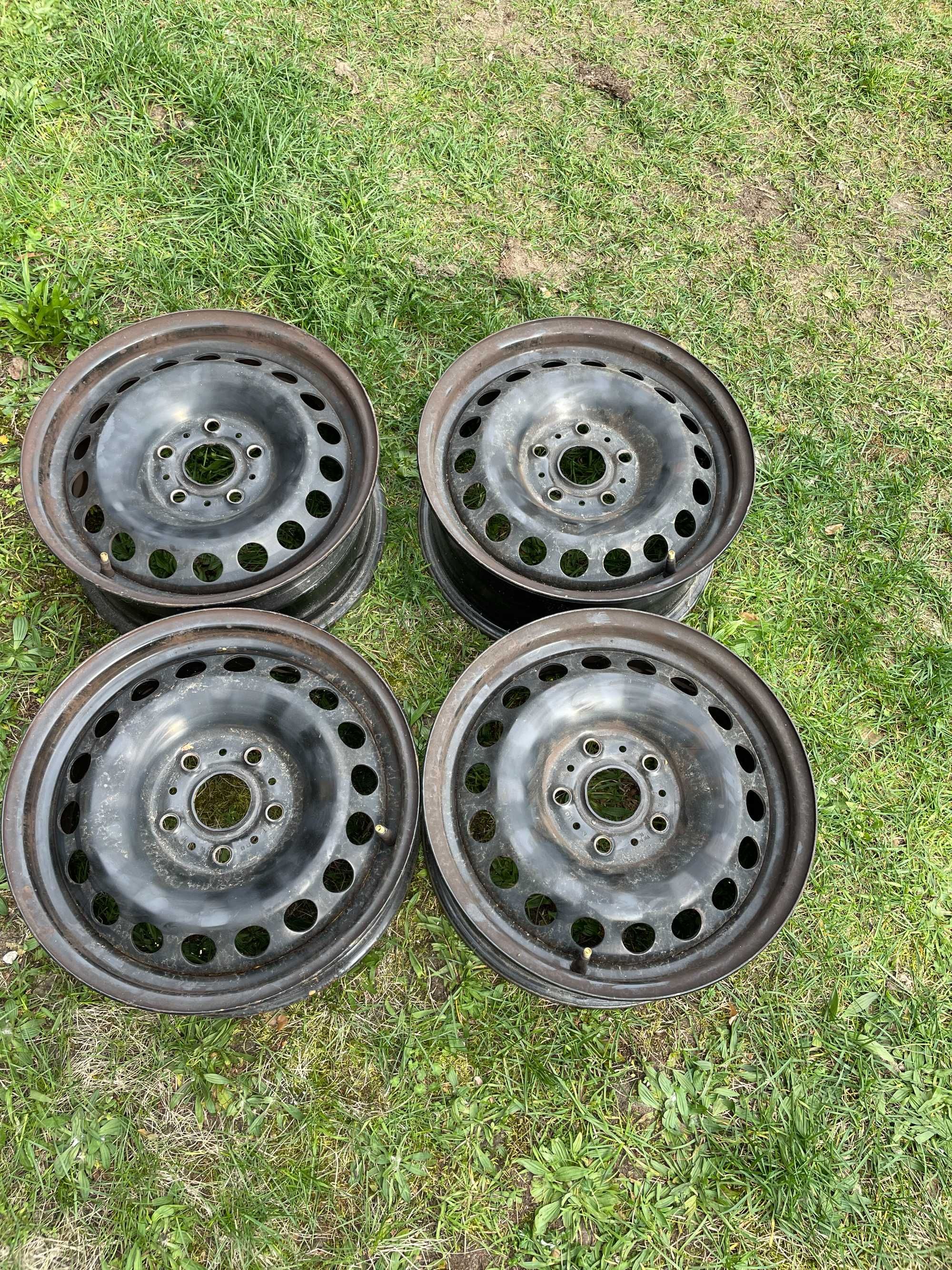 Okazja oryginalne felgi stalowe VW GOLF CADDY 5x112 6Jx15 ET43