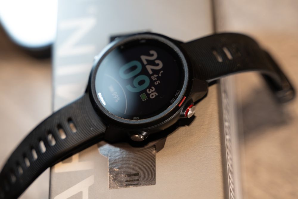 Garmin Forerunner 245 music