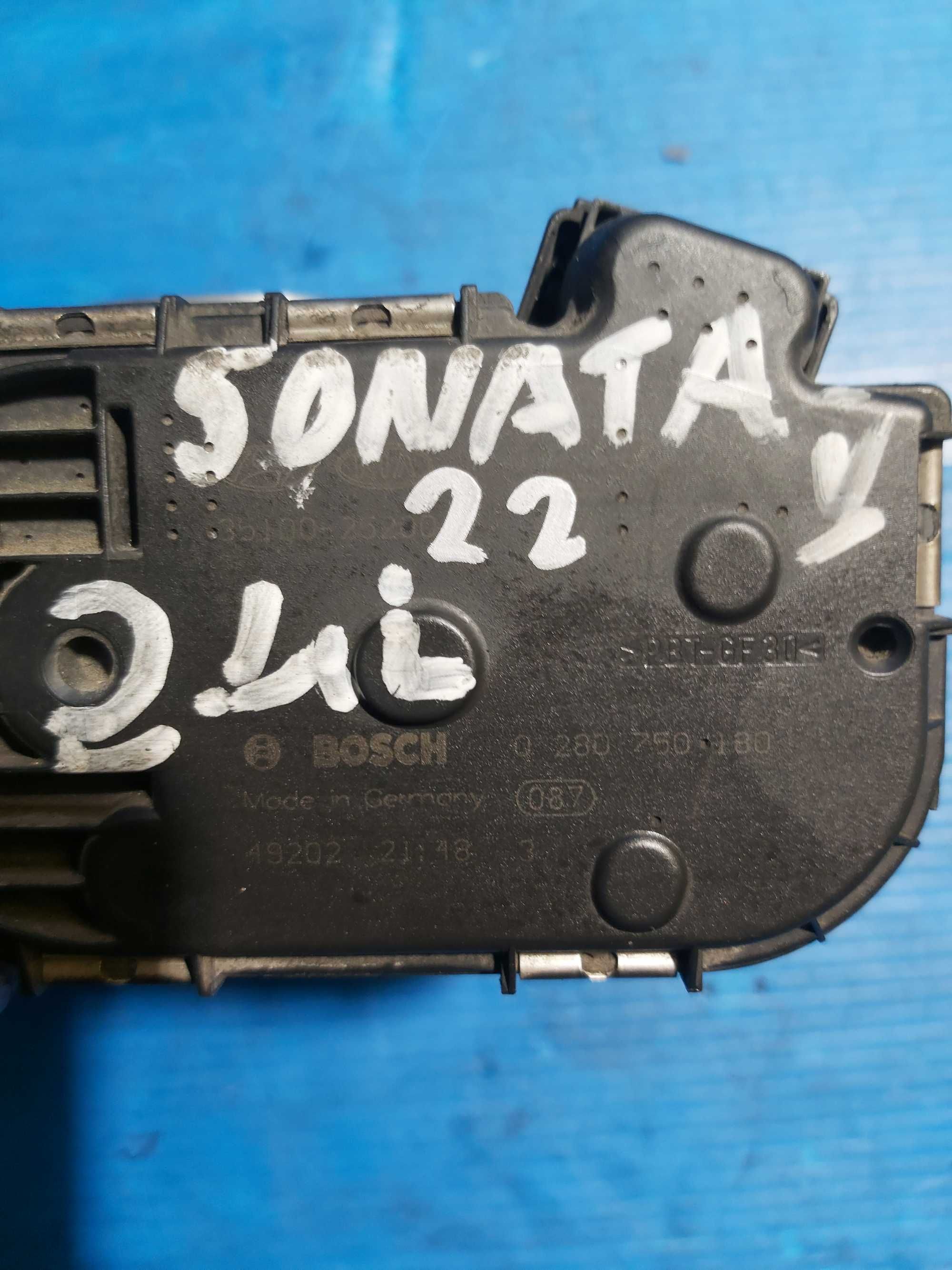 Przepustnica Sonata Kia Carens 2.4