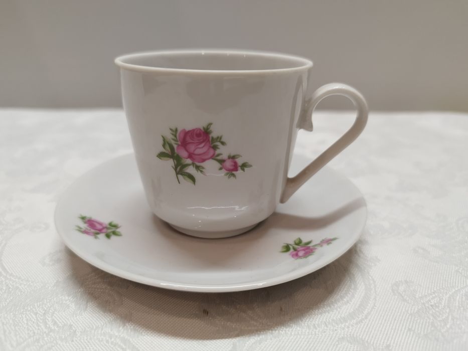Filiżanka porcelanowa Kahla róże