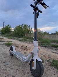 Електросамокат xiaomi mi electric scooter 3