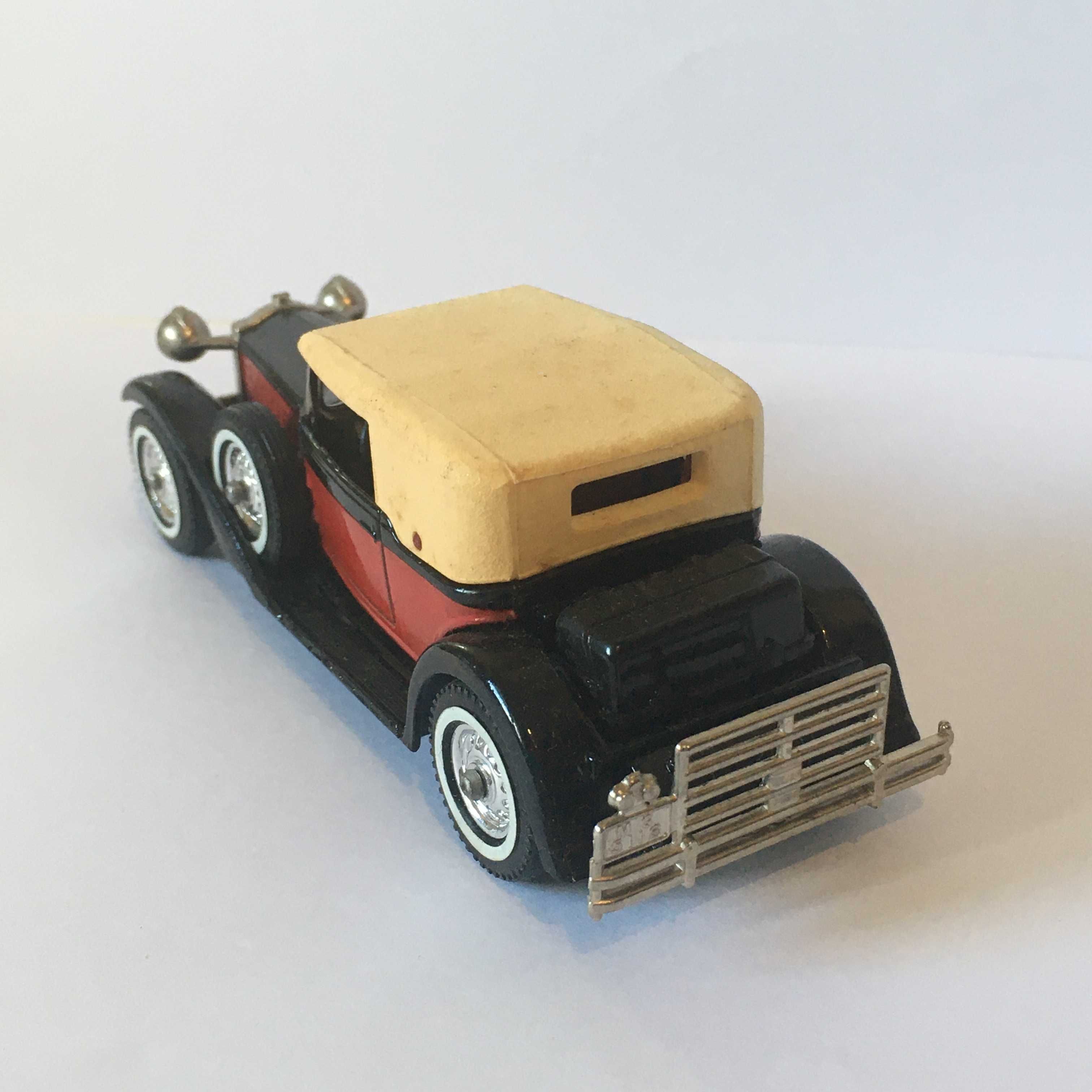 MATCHBOX MODELS OF YESTERYEAR - 1930 - PACKARD VICTORIA