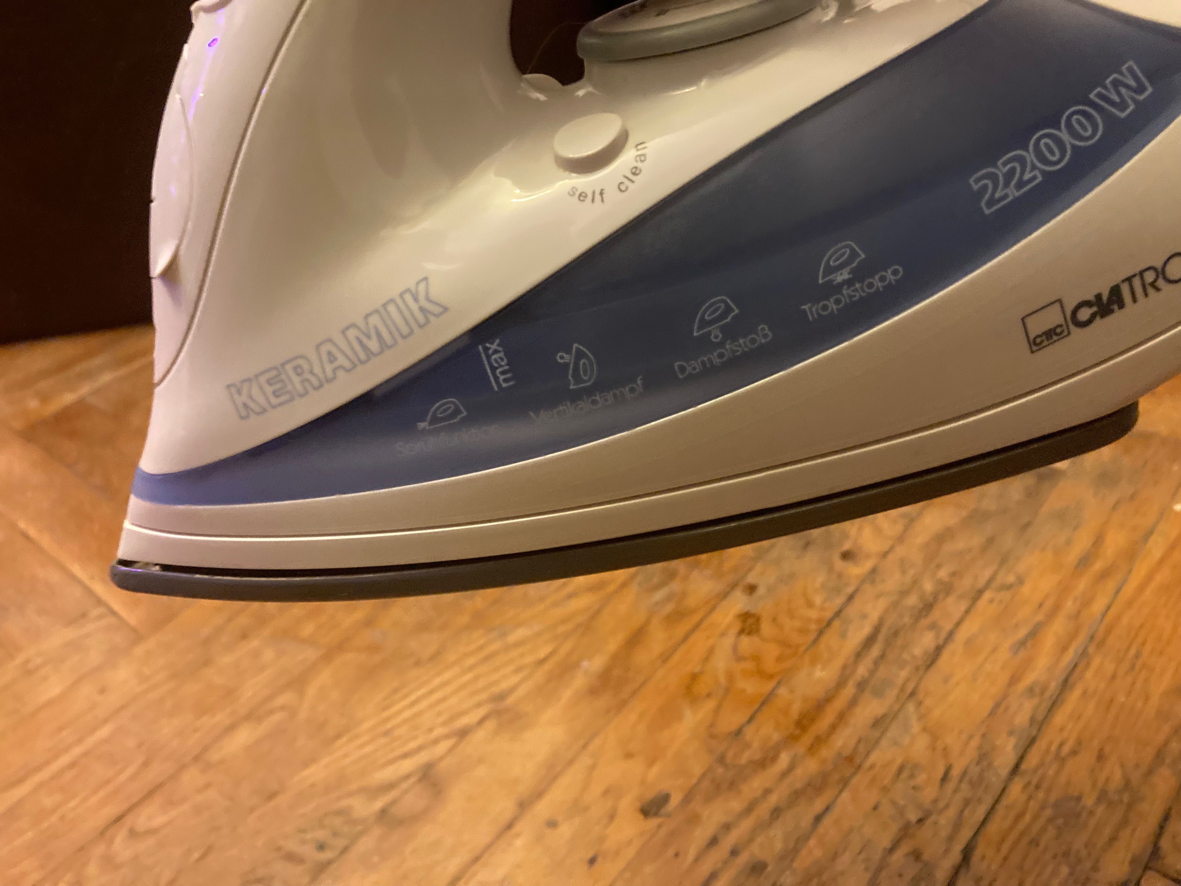 Żelazko Ciatronic 2200W (model DB 3061 K) - stan dobry