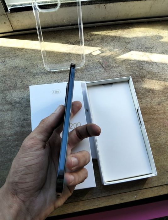 Honor 200 Lite 5g 256gb novo c/fatura e garantia (Troca)