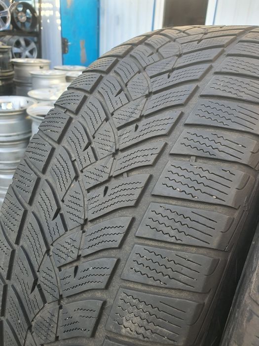 Good Year Ultragrip 255/50 R20