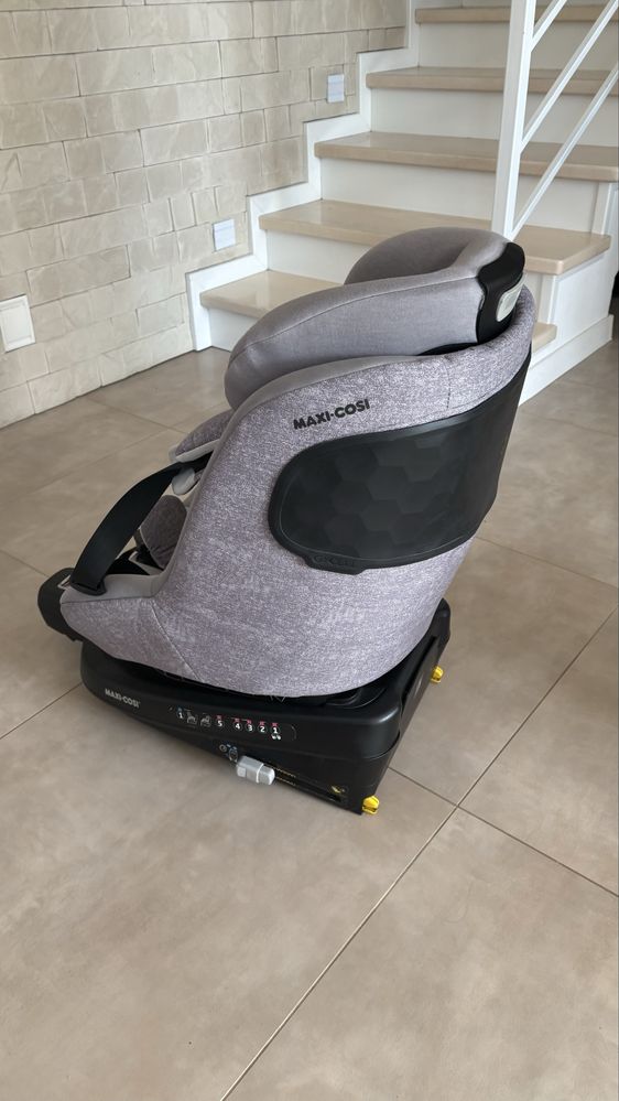 Fotelik Maxi-Cosi Beryl dla dziecka do 25kg Isofix