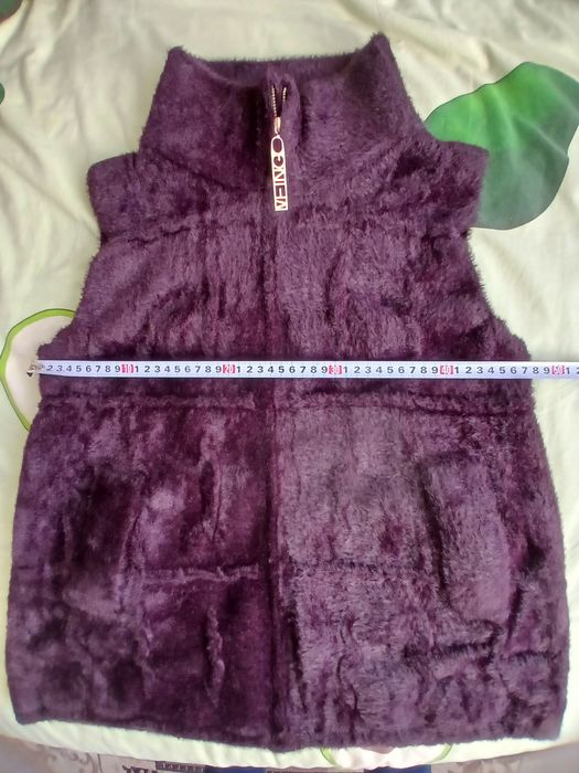 Жіноча жилетка з альпаки 48/50 розміру нова