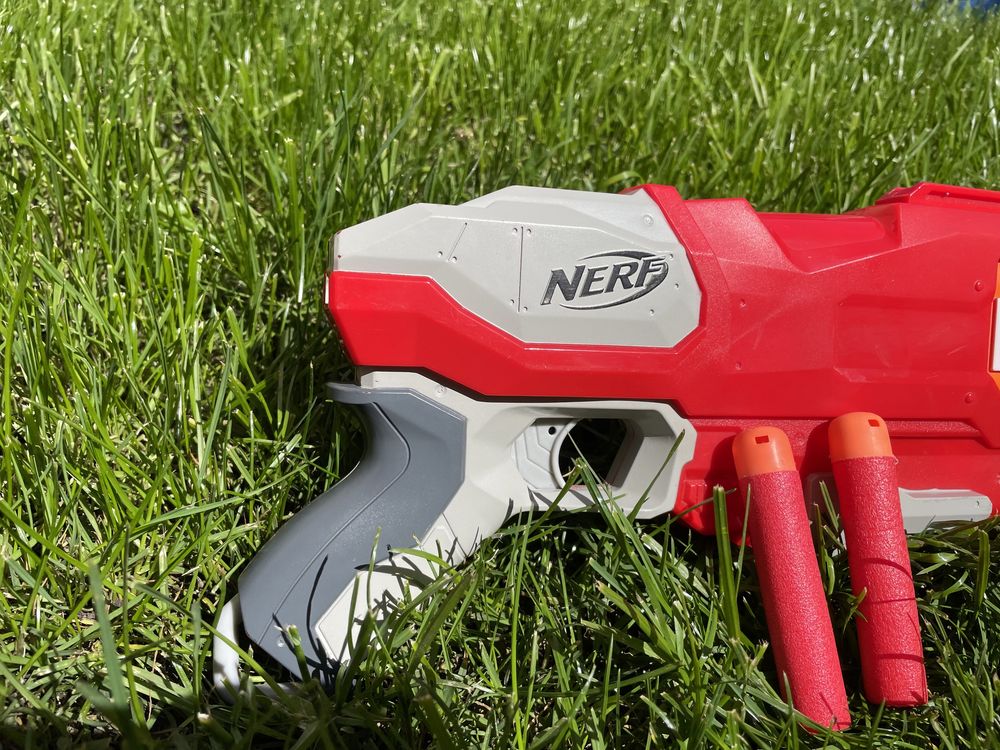 Продаю чудовий ствол Nerf N-Strike MEGA DoubleBreach