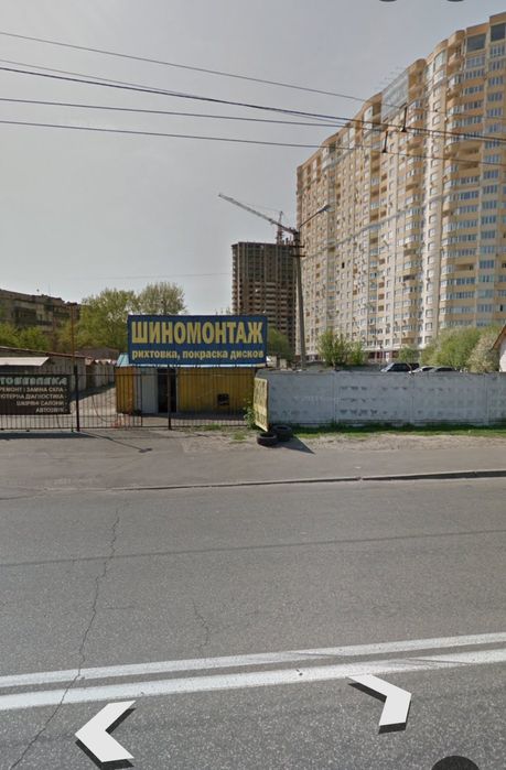 Сдам гараж под шиномонтаж ул. Максимовича 3