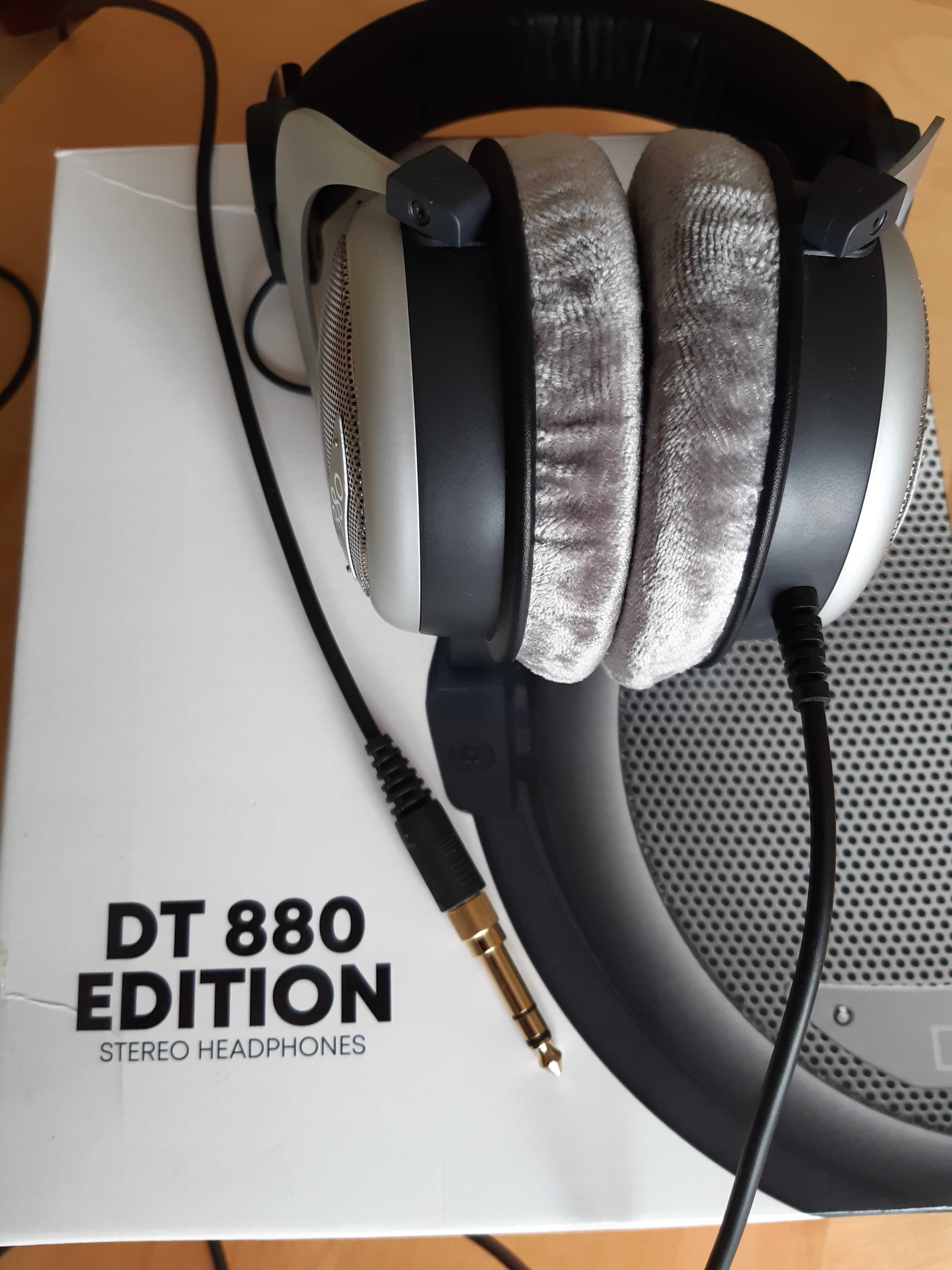używane słuchawki  marki Beyerdynamic model DT 880 Edition 250 ohm