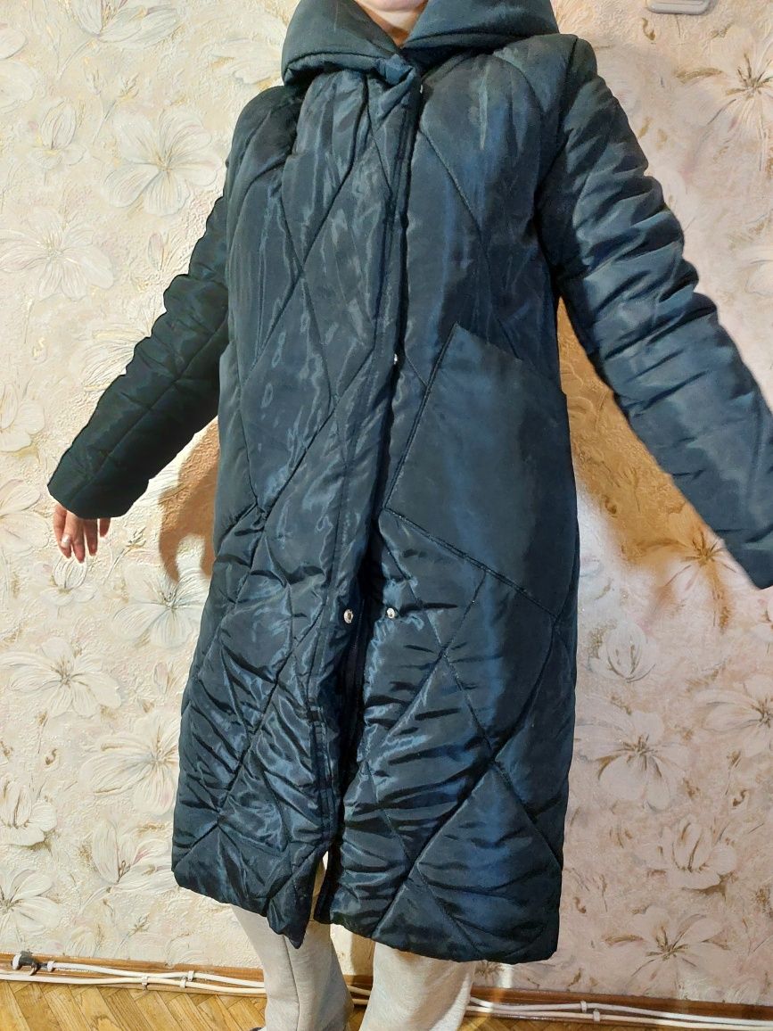 Куртка удлиненная женская, зимняя (размер 48)