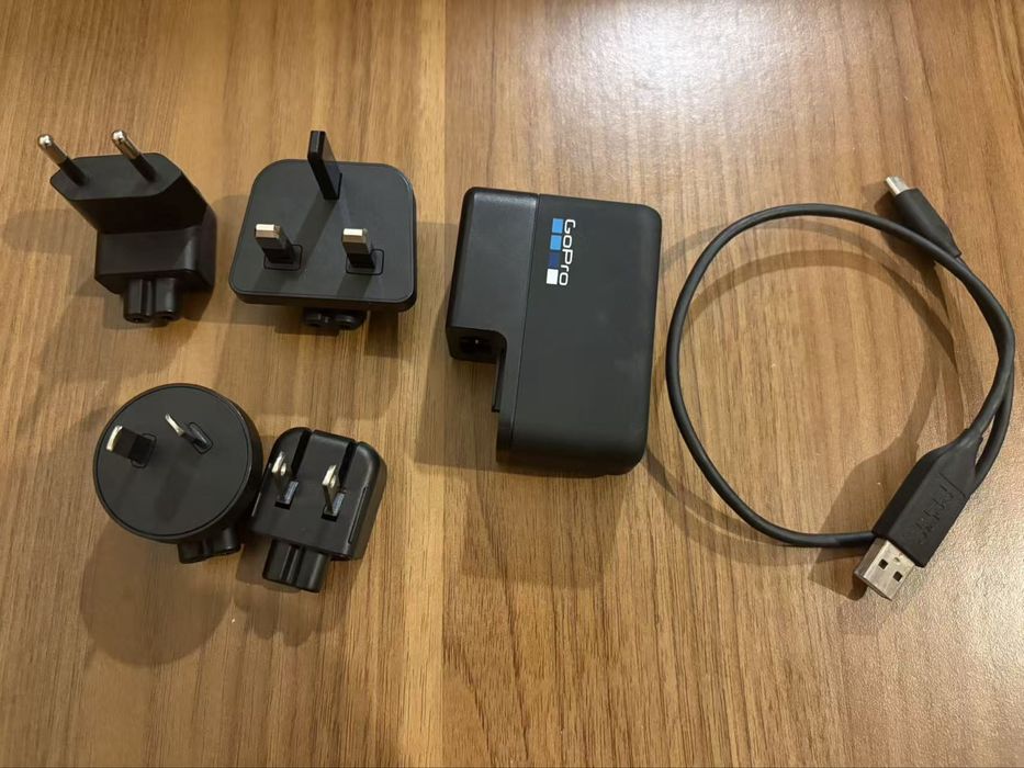 Ładowarka sieciowa GoPro Supercharger