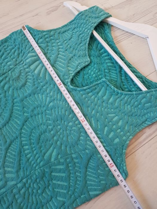 Zielona sukienka z materiału rozm. M