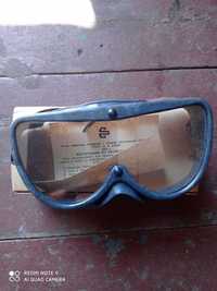 Защитные очки (от пыли/стружки)