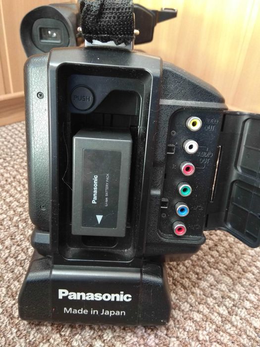 Відеокамера Panasonic AG-AC8EJ full HD flesh