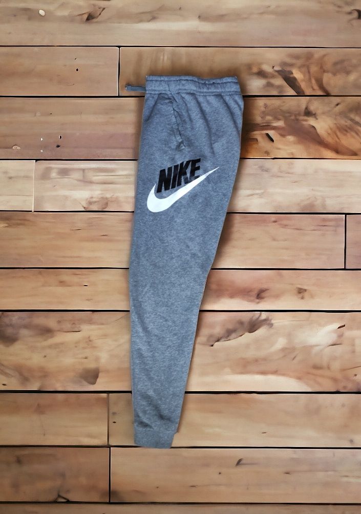 Брюки штаны ,спорт Nike M