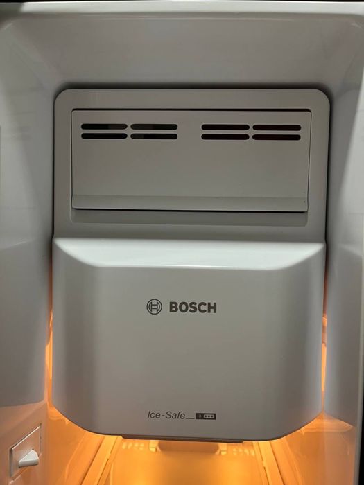 Холодильник Bosch сабо сайд,no frost,привезений з ЄС