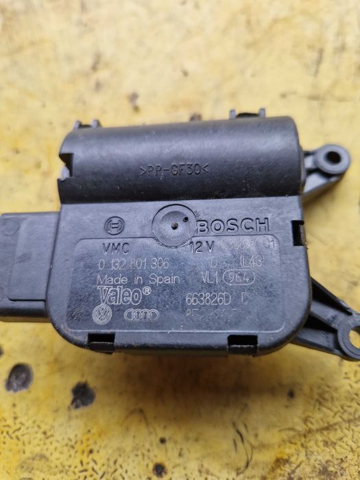 Silniczek Nagrzewnicy Vw Audi Seat Skoda 0132.801.306