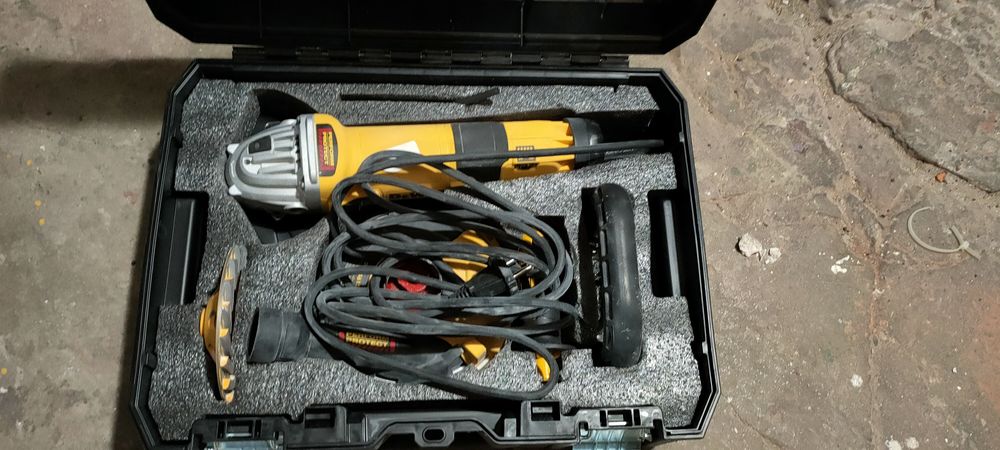 Szlifierka Frezarka do betonu dewalt