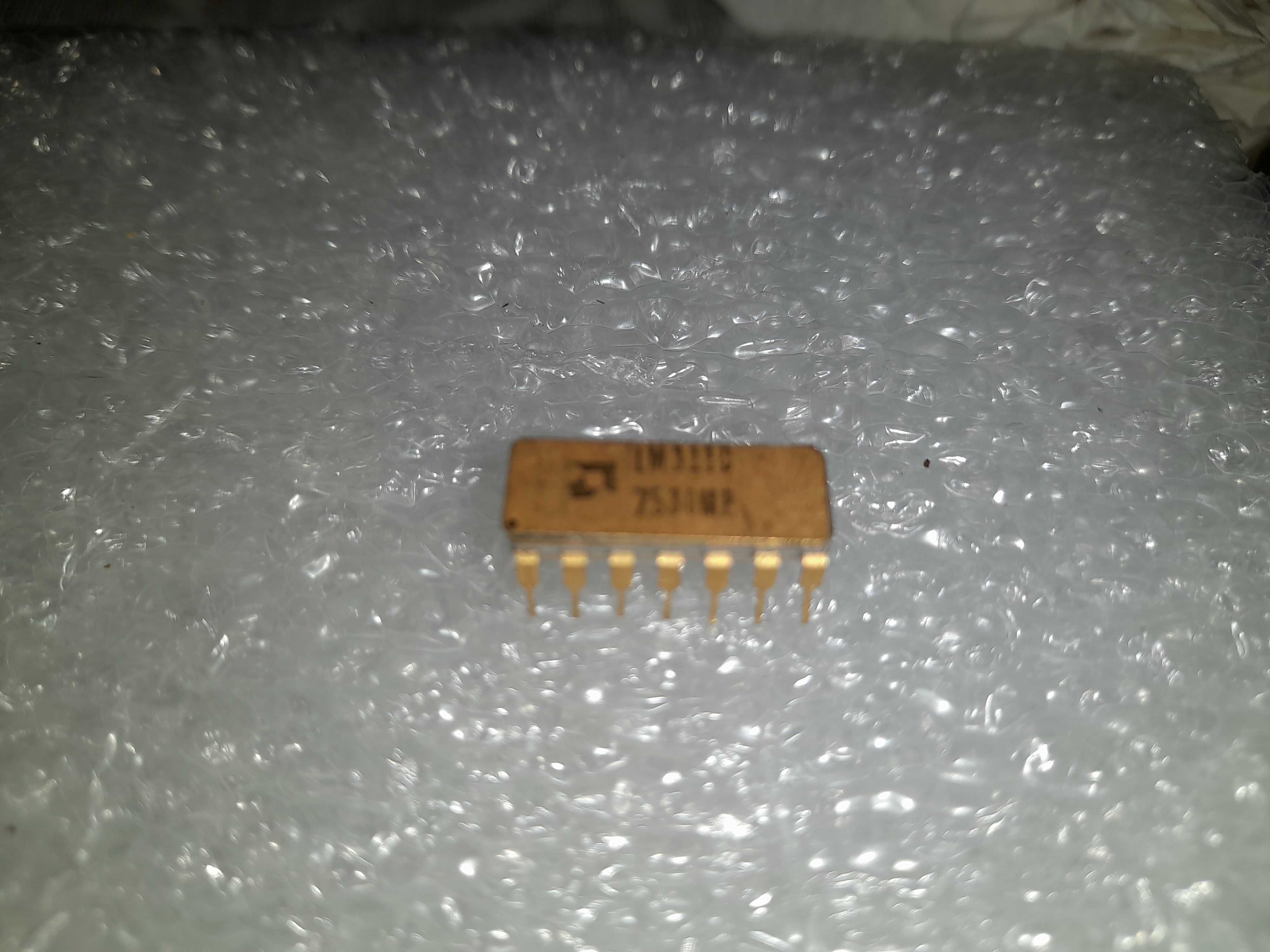 Chip vintage cerâmica AMD