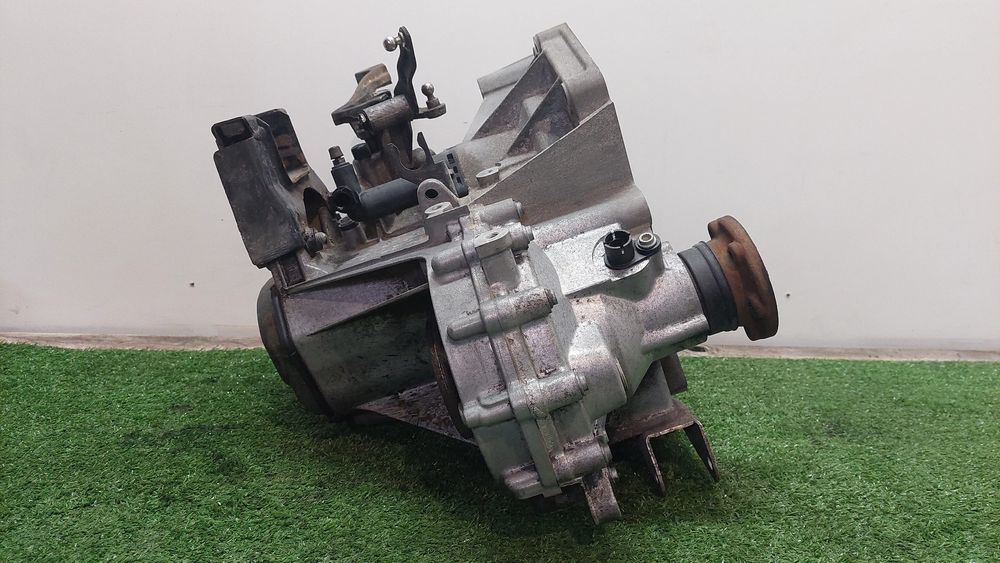 Caixa de velocidades manual VOLKSWAGEN Polo (9N)