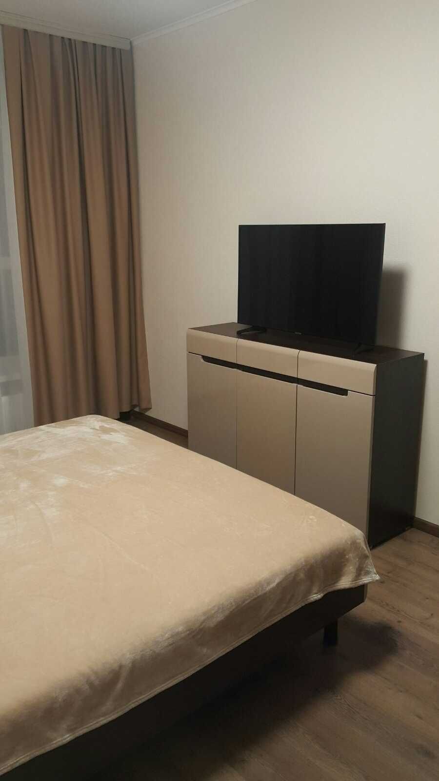 Продаж 1-к., Пчілки 3 В , Позняки , Дарницький р-н.