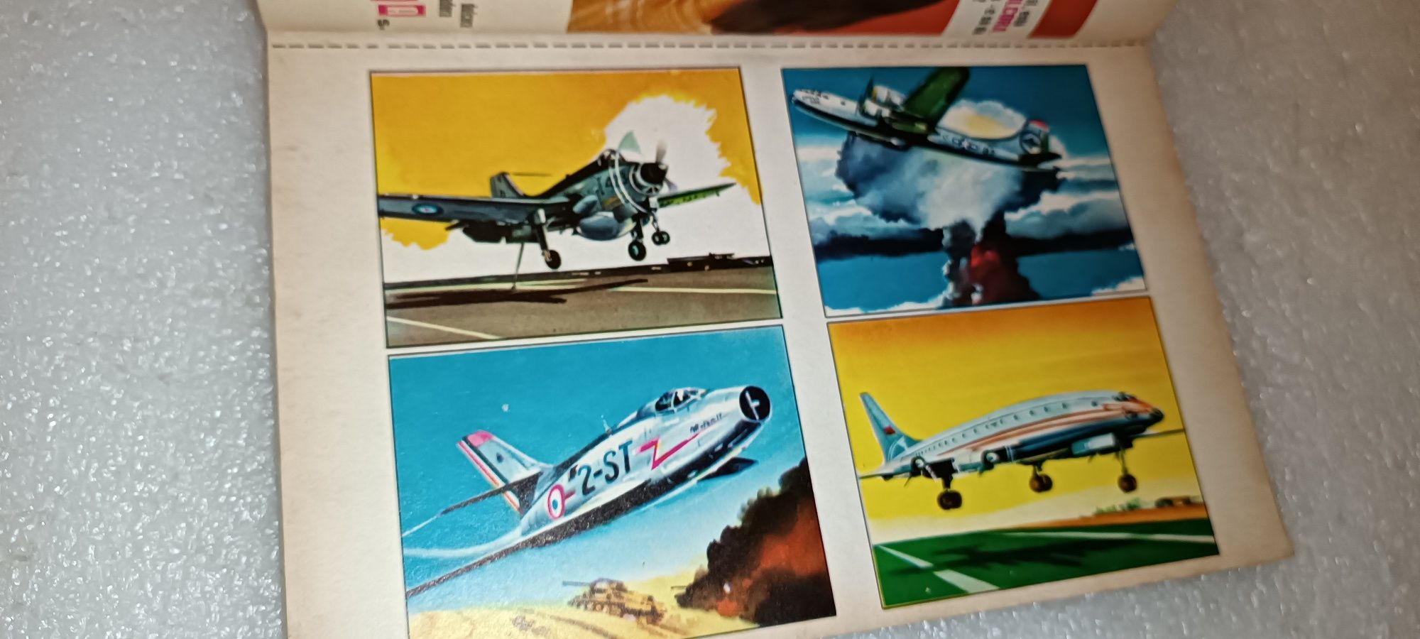Raro almanaque Tio Patinhas de 1967 contém cromos
