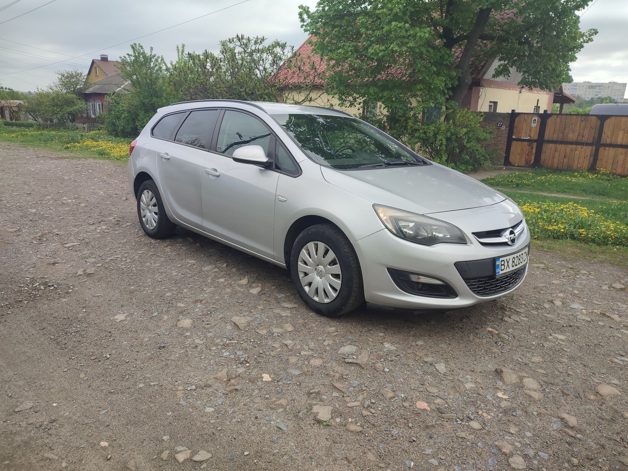 Opel Astra J cosmo 2014 p